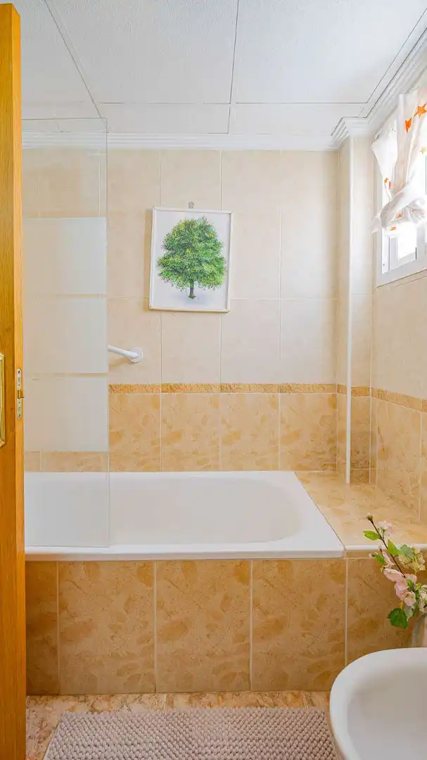 Baño de Casa o chalet en venta en Orihuela con Aire acondicionado, Calefacción y Terraza