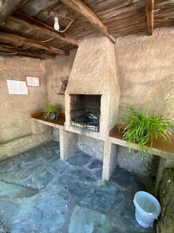Finca rústica en venda en Valencia de Alcántara amb Jardí privat, Terrassa i Piscina