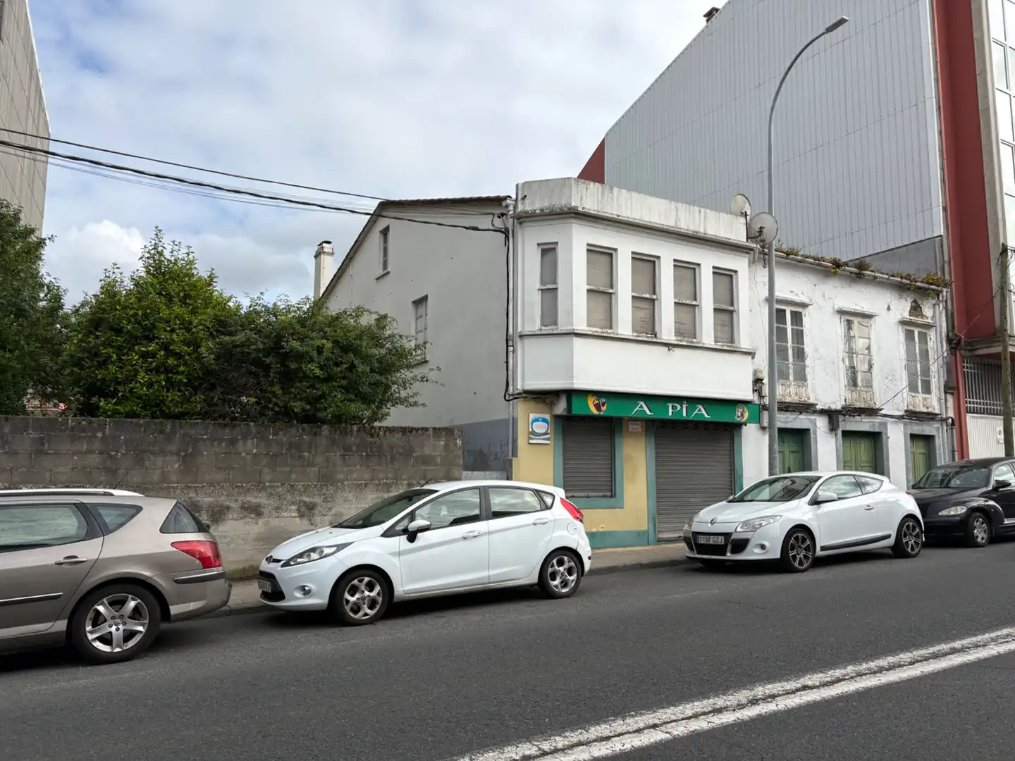 House with garden for sale in Avenida Algeciras