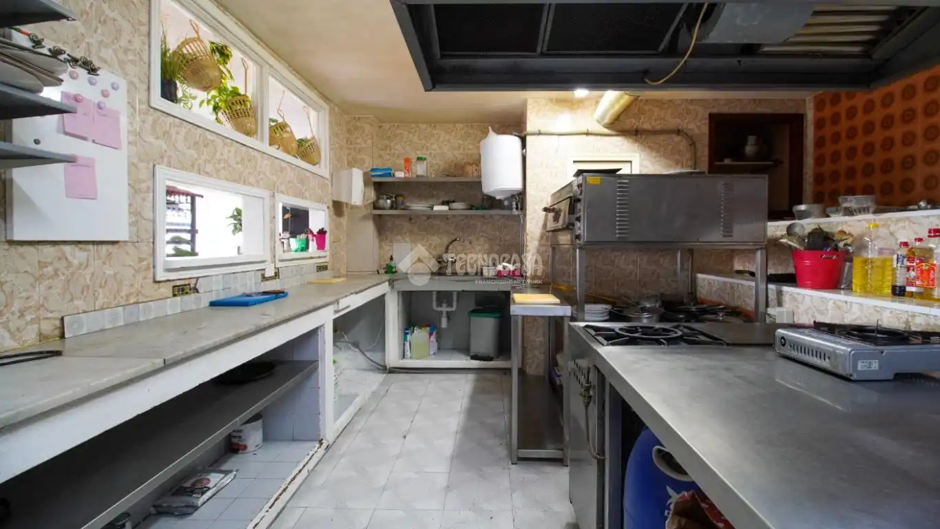 Cocina de Local en venta en San Cristóbal de la Laguna