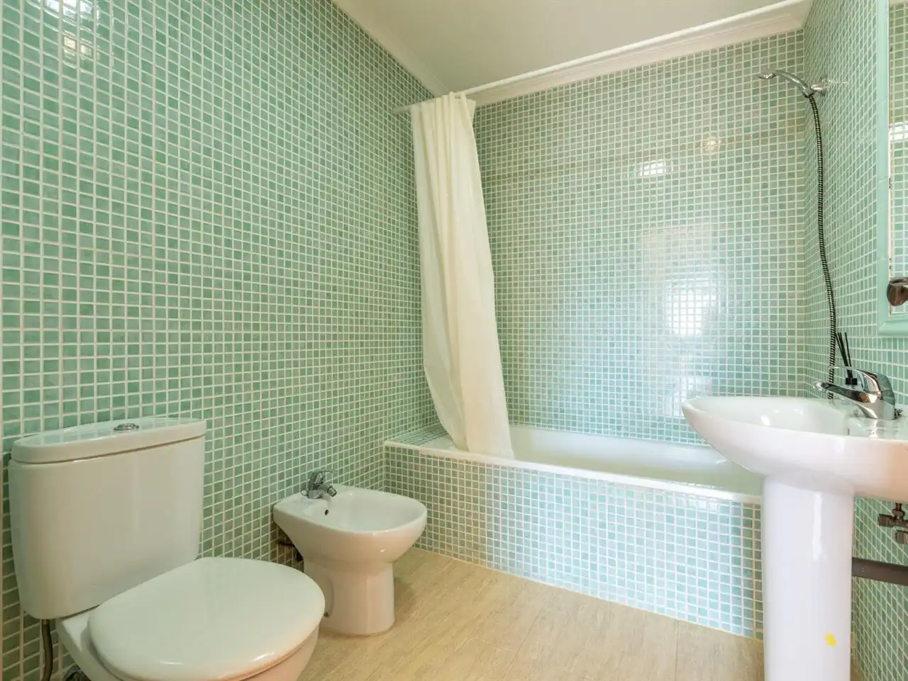 Badezimmer von Wohnungen zum Verkauf in Pulpí mit Klimaanlage, Terrasse und Schwimmbad