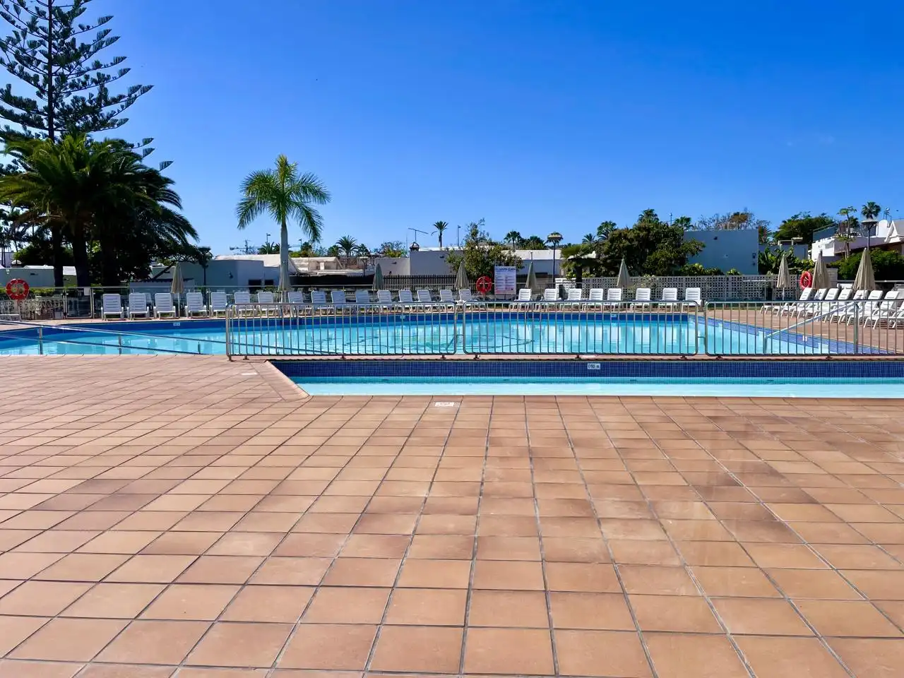 Piscina de Casa o xalet de lloguer en San Bartolomé de Tirajana amb Aire condicionat, Calefacció i Jardí privat