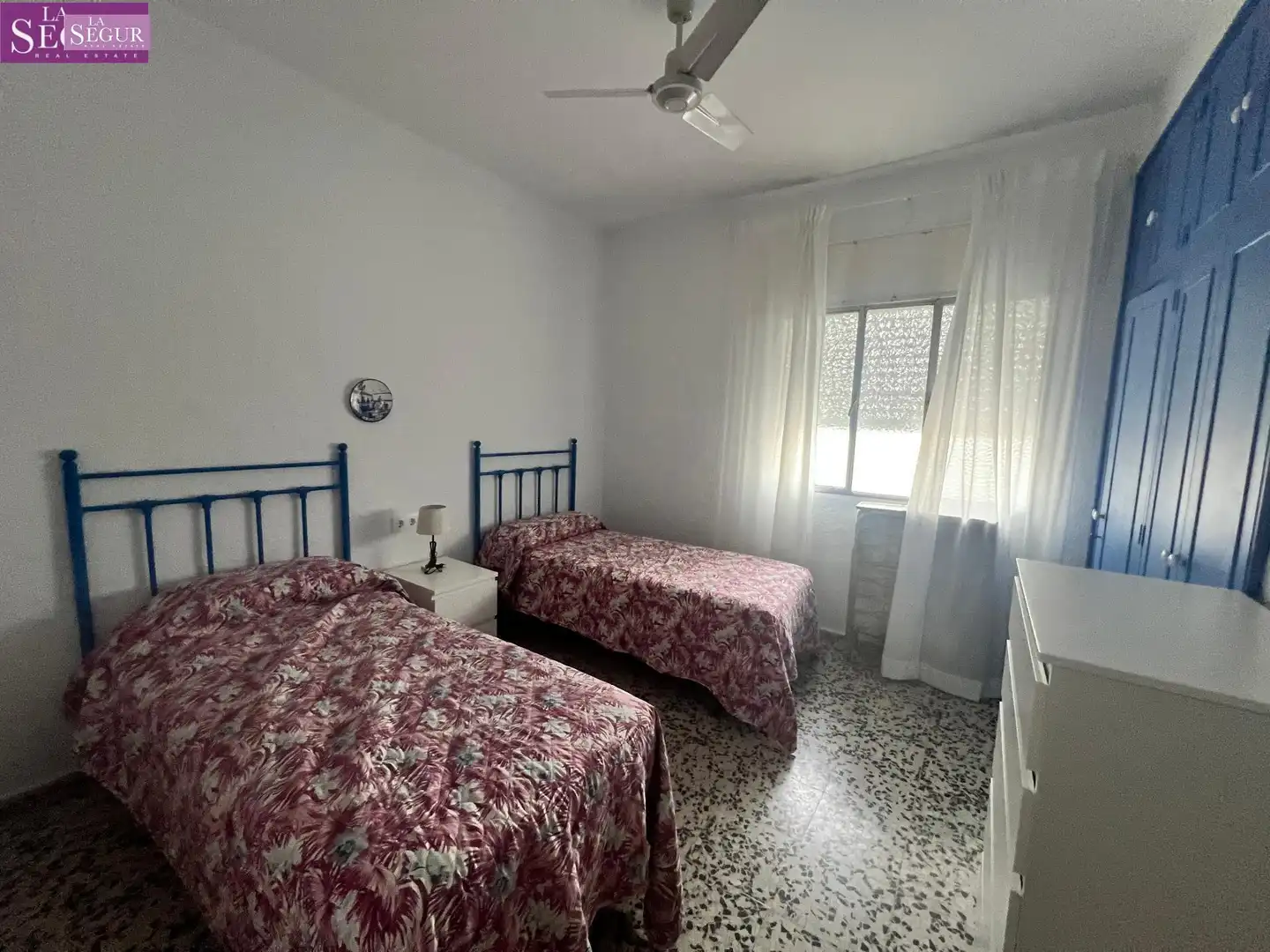 Dormitori de Casa o xalet en venda en Conil de la Frontera amb Jardí privat, Terrassa i Traster