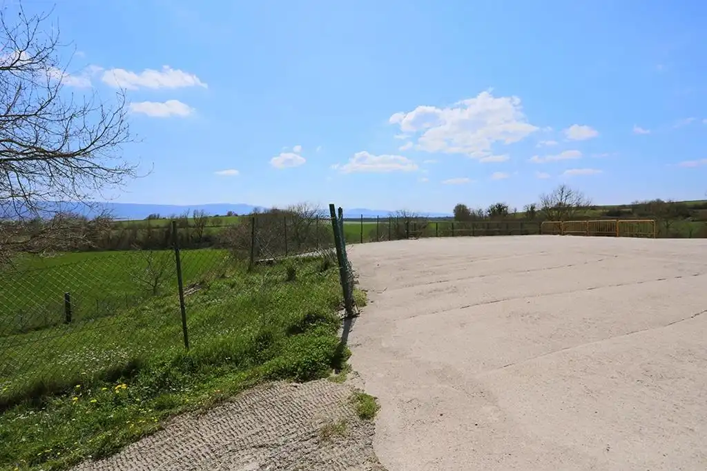 Land for sale in Zalduondo