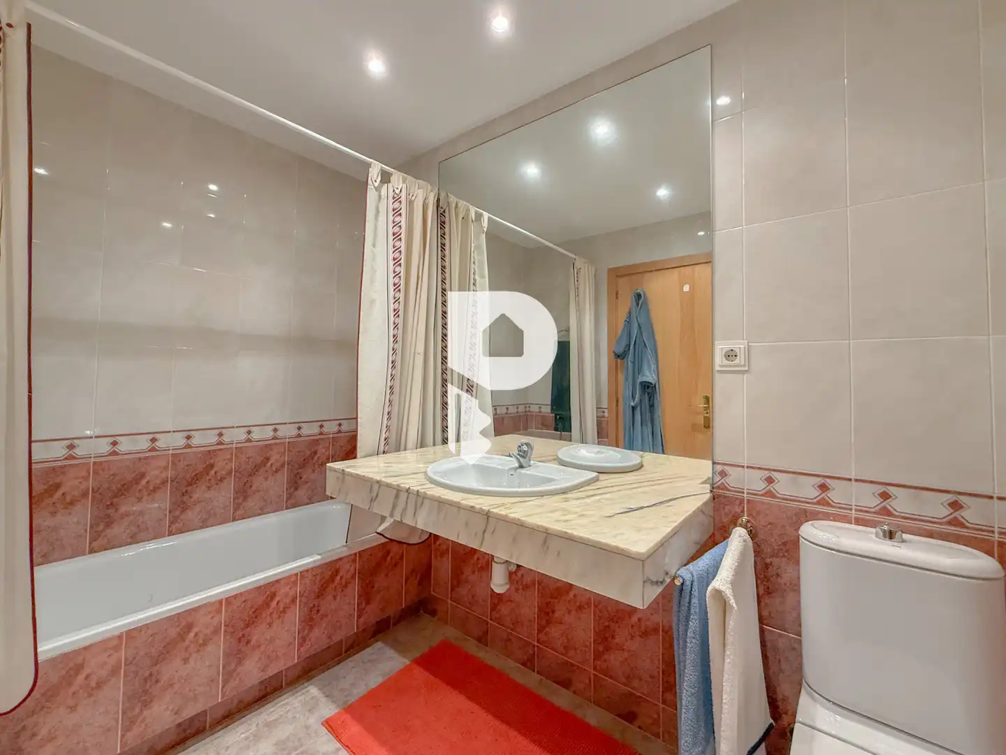 Casa amb terrassa en venda a Vallirana, imagen 67