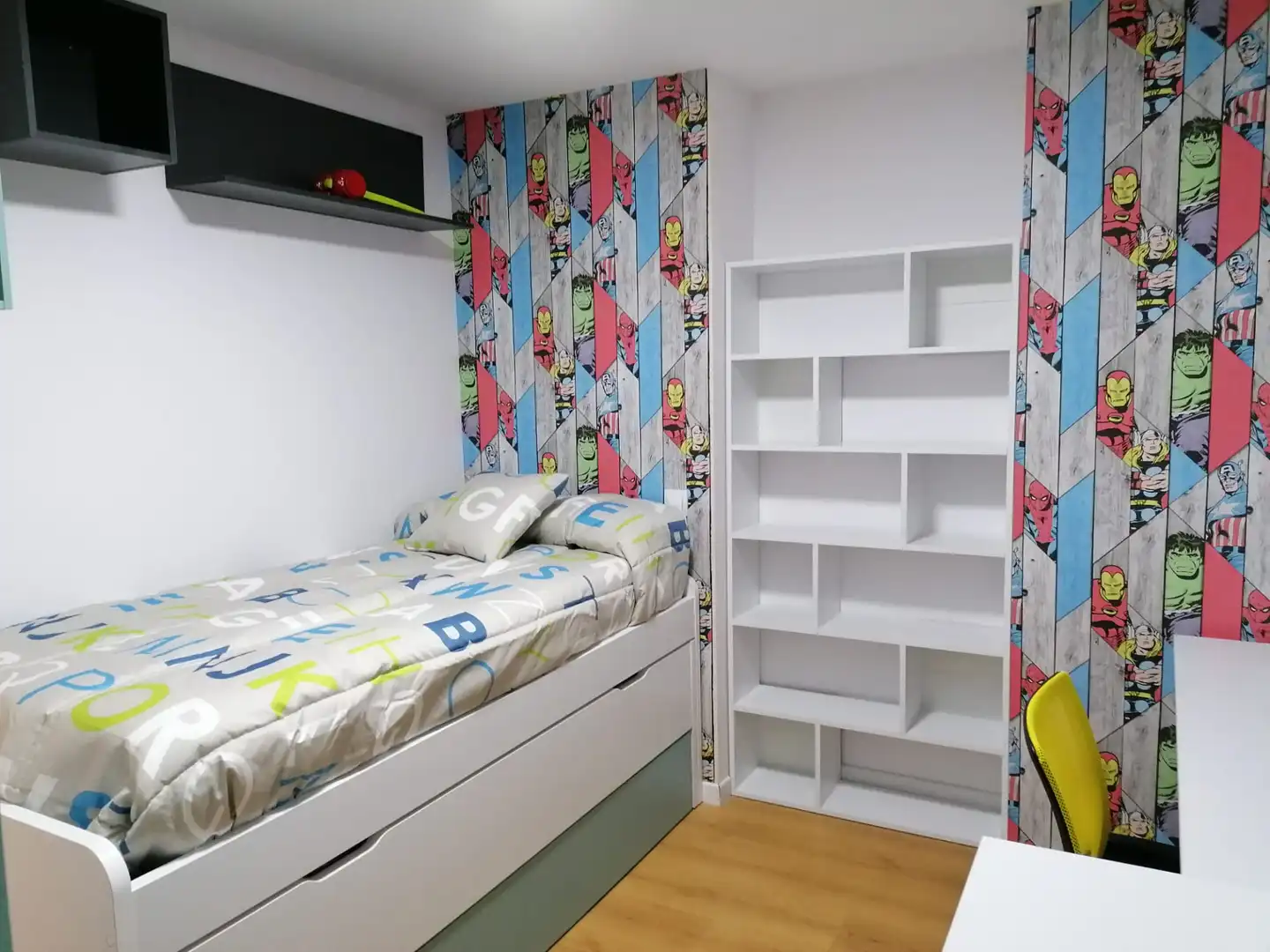 Habitación de Dúplex en venta en Mondéjar con Aire acondicionado, Calefacción y Amueblado
