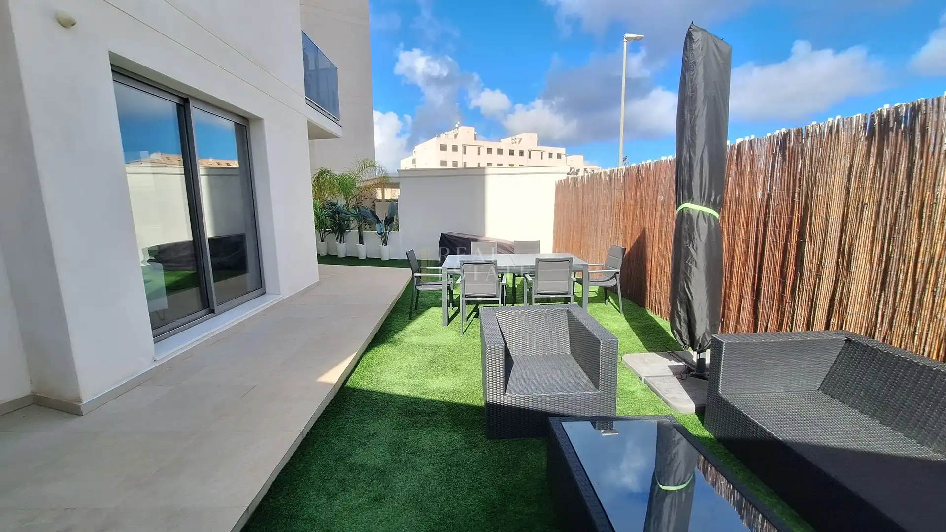 Terrace of Flat for sale in El Montgó