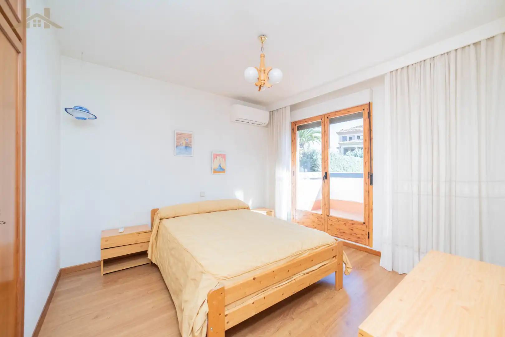 Habitación de Casa o chalet en venta en Villaviciosa de Odón con Aire acondicionado, Calefacción y Jardín privado
