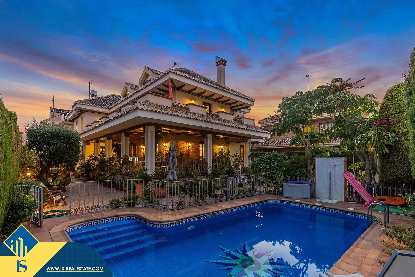 Chalet con piscina en venta en Playa del Acequión, Náufragos y Rocío del Mar