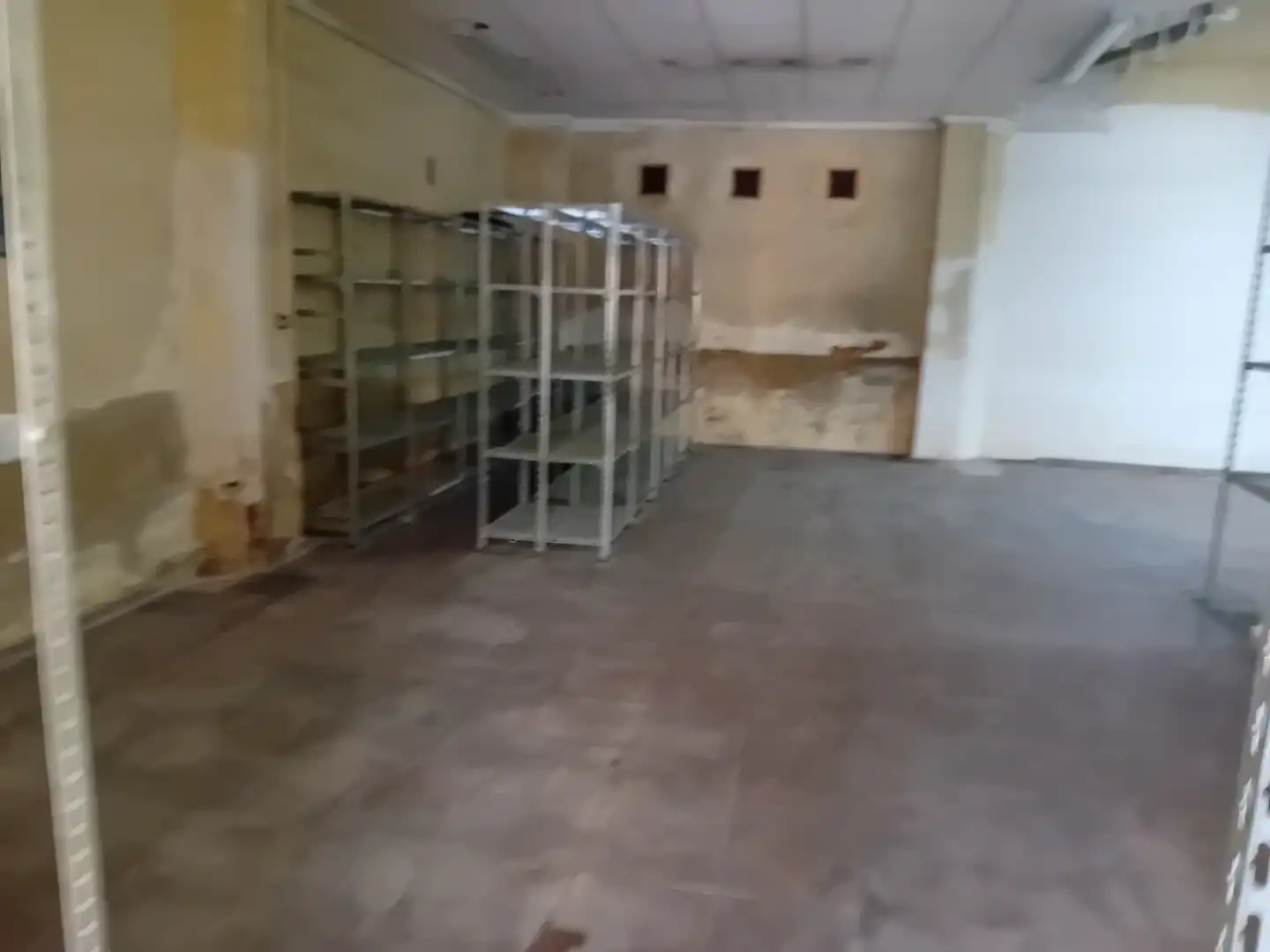 Local comercial en venda a Sur, imagen 3