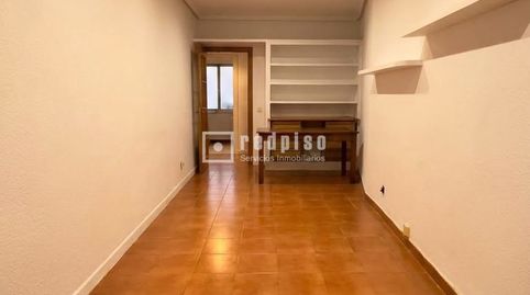 Image 2 of the listing