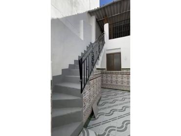 Maison avec balcon à vendre à Poleares