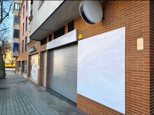 Local comercial en Alquiler en Calle Cruz del Sur, 1 en La Guija