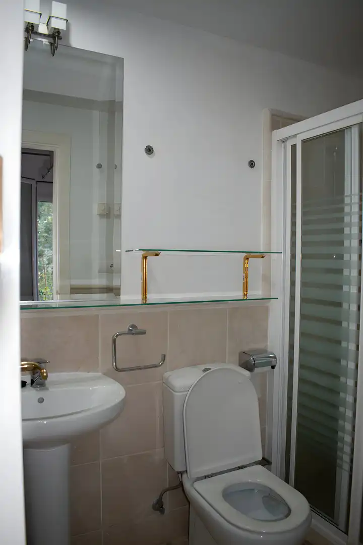 Bany de Planta baixa en venda en Marbella amb Aire condicionat, Calefacció i Terrassa
