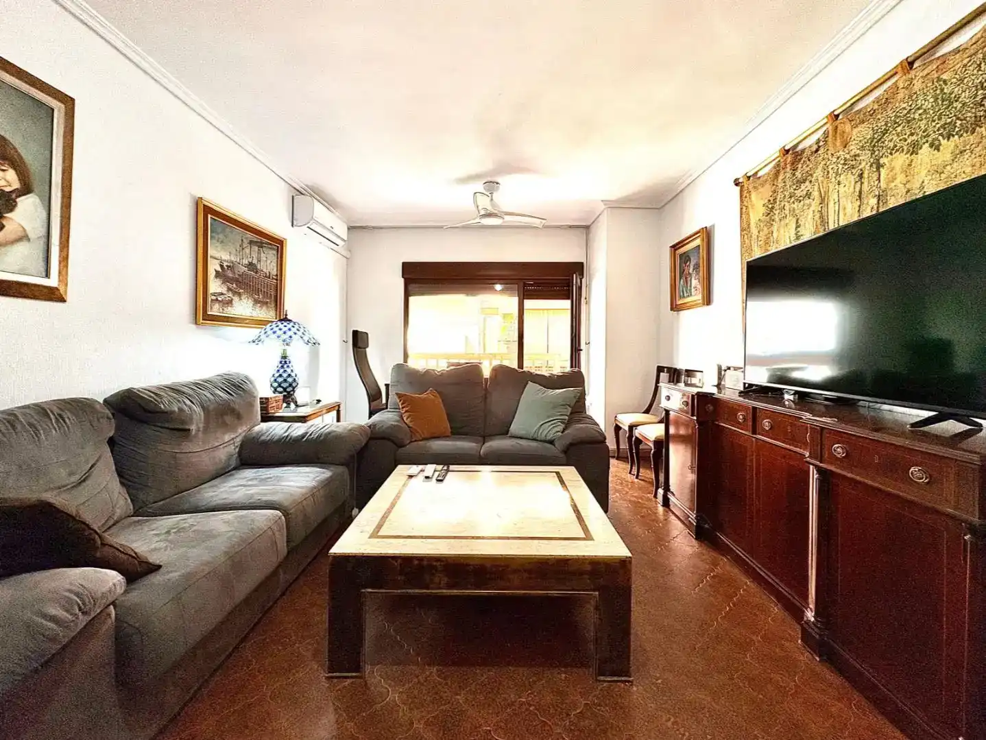 Sala de estar de Piso en venta en  Huelva Capital con Aire acondicionado y Balcón