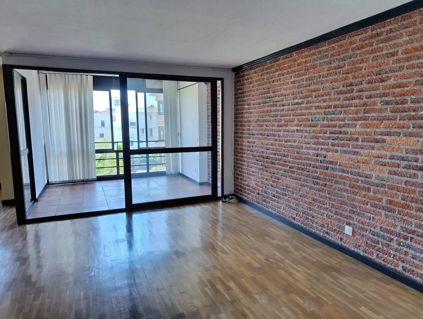 Wohnzimmer von Wohnung zum Verkauf in León Capital  mit Heizung, Terrasse und Abstellraum