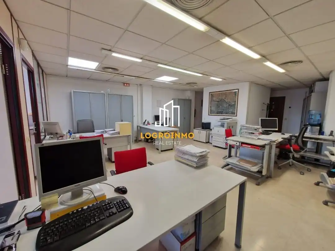 Ufficio con ascensore in vendita a Centro, imagen 12