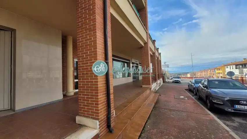 Business premises to rent in La Lastrilla, imagen 13