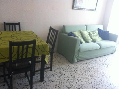 Living room of Flat to rent in  Zaragoza Capital  with Heating, Furnished and Oven