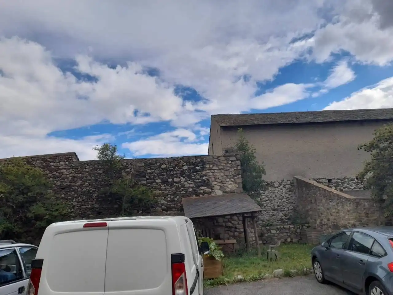Casa rústica amb jardí en venda a Latour - de - Carol, imagen 3
