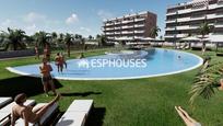 Piscina de Planta baixa en venda en Guardamar del Segura amb Terrassa, Balcó i Piscina comunitària