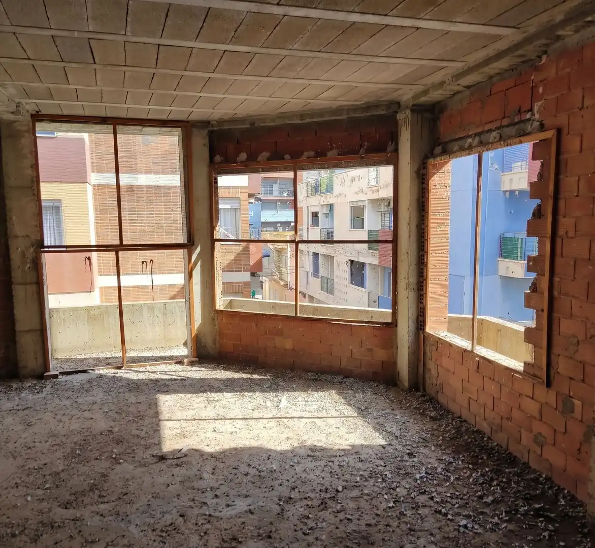 Vista exterior de Edifici en venda en Torrevieja