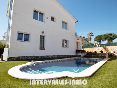 Exterior view of House or chalet for sale in Caldes de Montbui  with Air Conditioner, Heating and Private garden