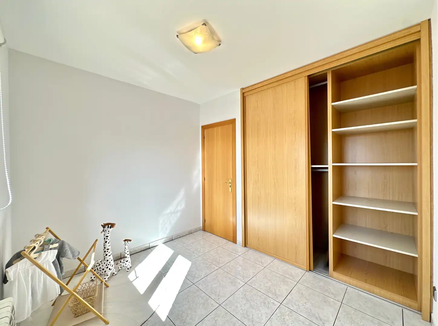 Schlafzimmer von Einfamilien-Reihenhaus zum Verkauf in Taradell mit Heizung, Privatgarten und Terrasse