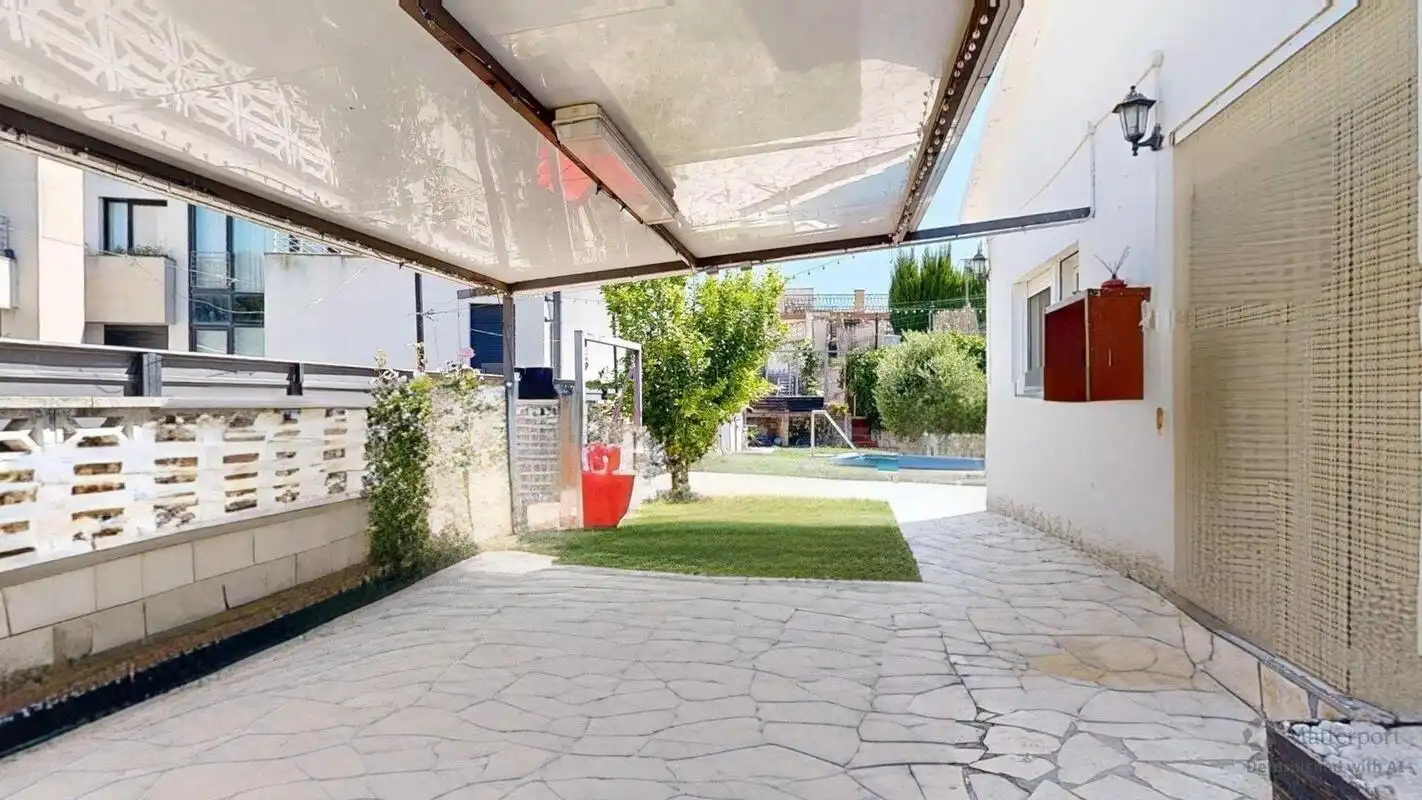 Terrassa de Casa o xalet en venda en Cuarte de Huerva amb Aire condicionat, Jardí privat i Terrassa