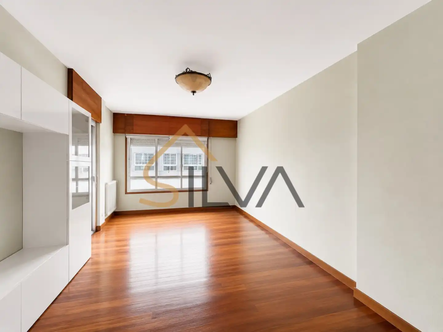Sala de estar de Piso en venta en Lugo con Calefacción, Trastero y Amueblado