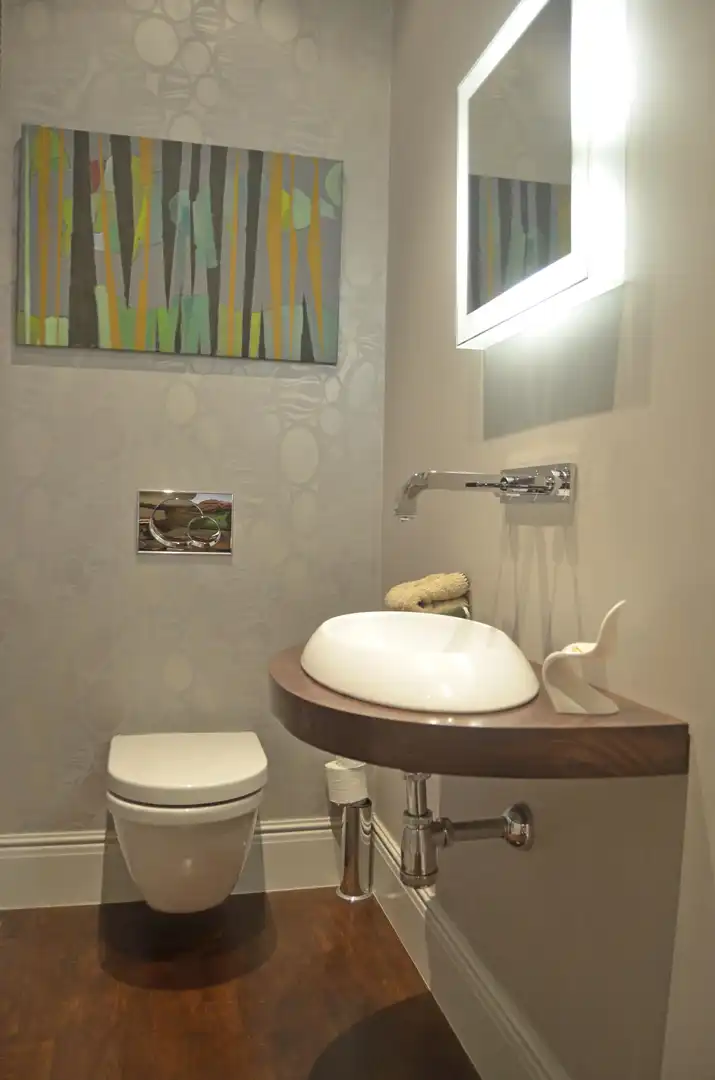 Badezimmer von Wohnung zur Miete in A Coruña Capital  mit Heizung, Parkett und Balkon