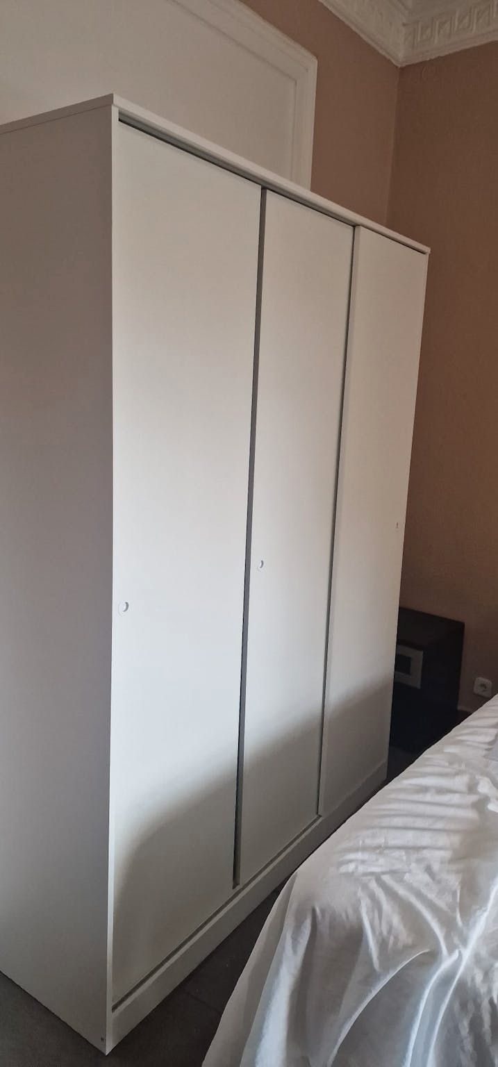 Bedroom of Flat to share in  Barcelona Capital  with Heating, Furnished and Washing machine