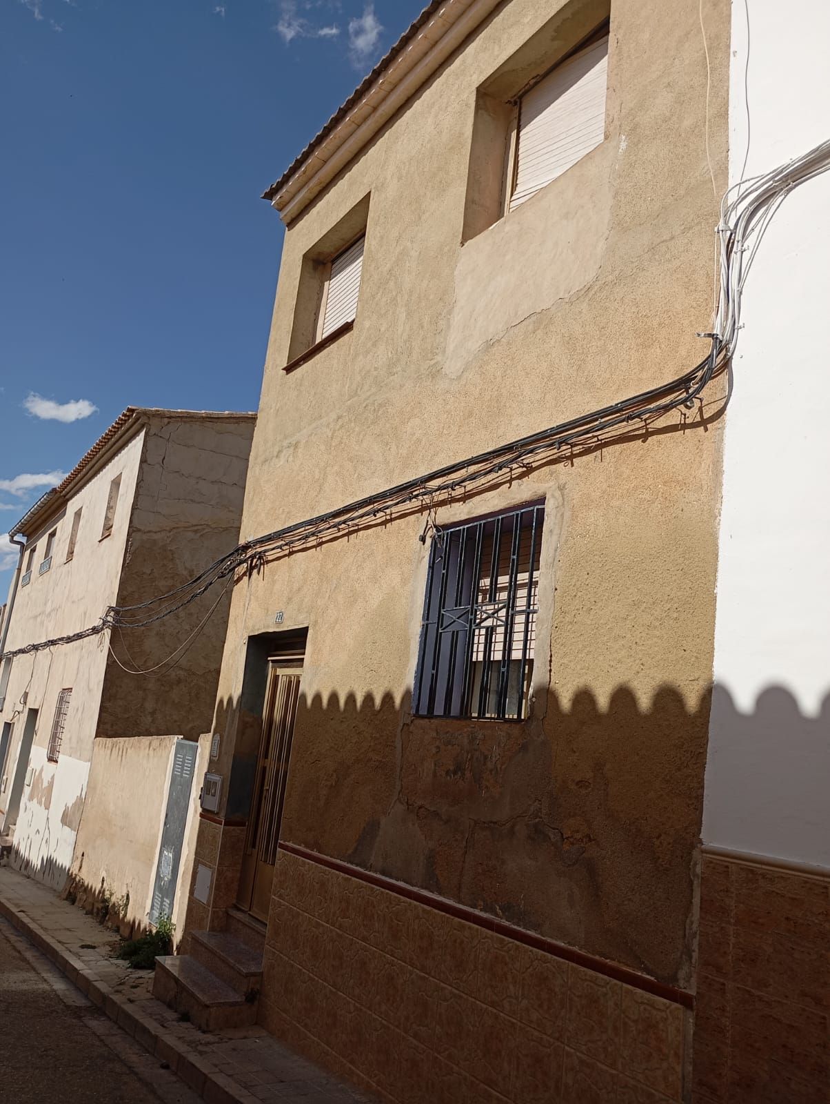 Exterior view of Single-family semi-detached for sale in Tobarra  with Terrace