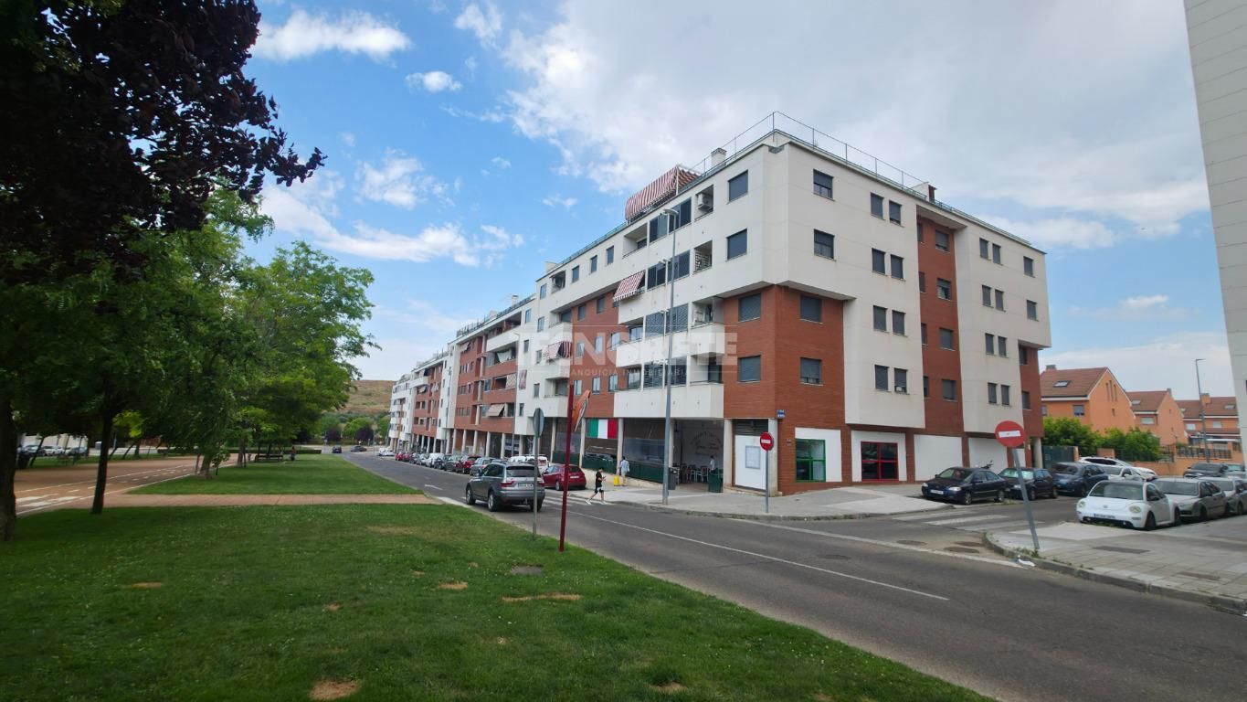 Exterior view of Flat for sale in Guadalajara Capital  with Air Conditioner, Heating and Terrace