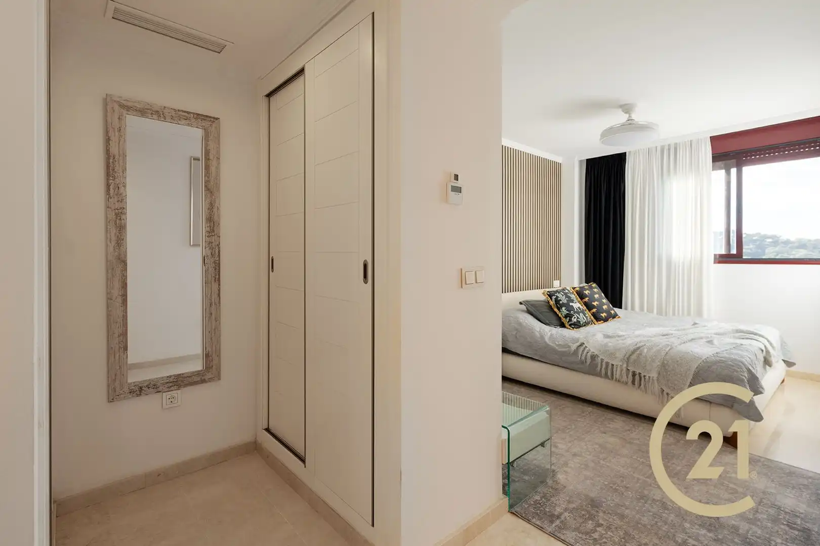Habitación de Casa adosada en venta en Ojén con Aire acondicionado, Calefacción y Jardín privado