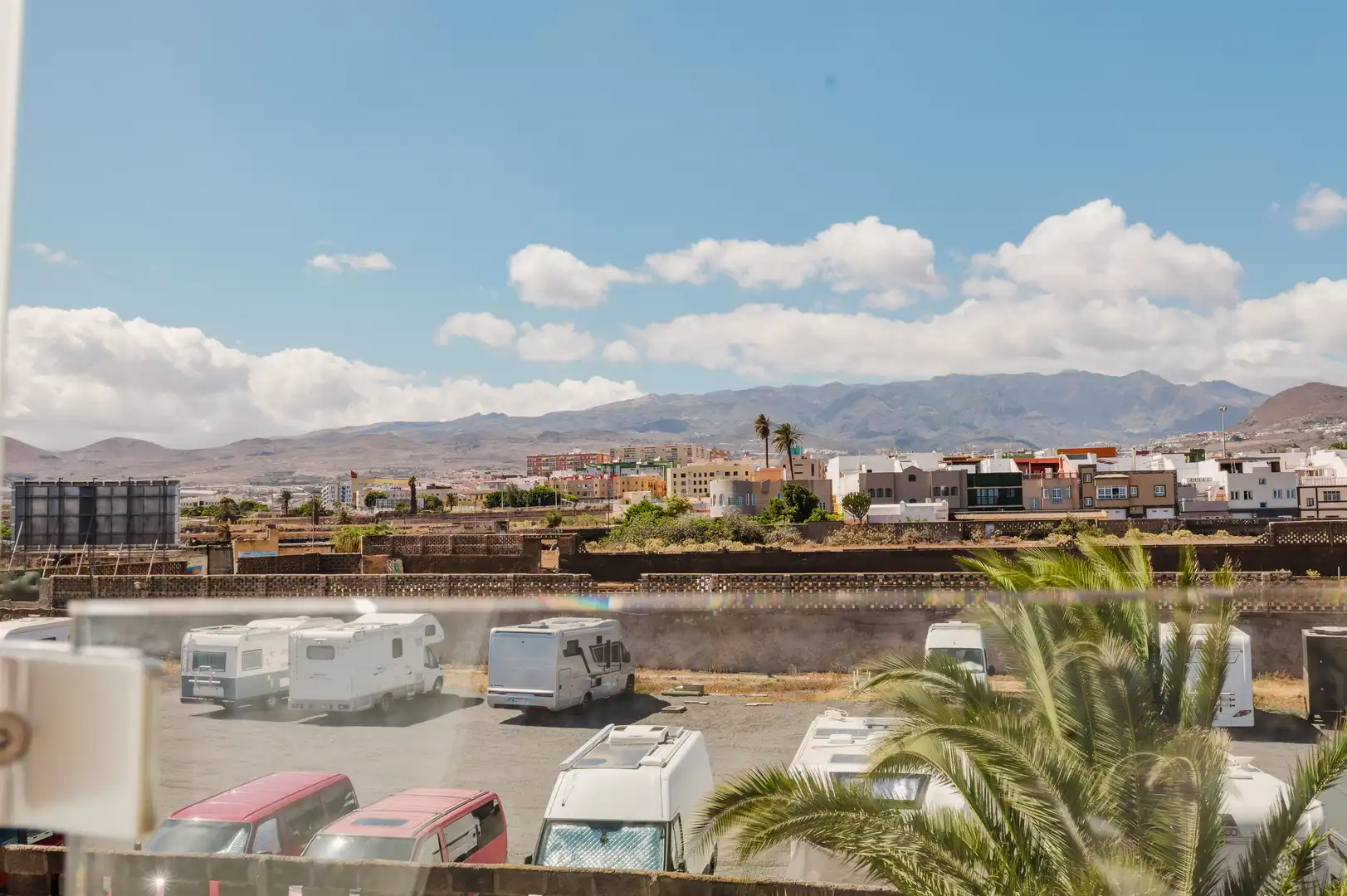 Vista exterior de Casa o xalet en venda en Callejón del Castillo - El Calero - Las Huesas