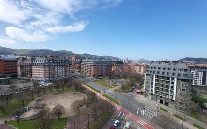 Vista exterior de Pis en venda en Bilbao  amb Calefacció i Traster