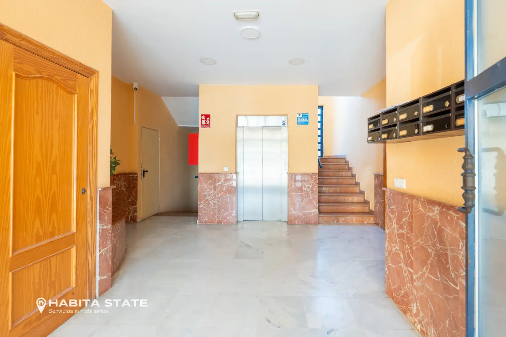Piso en venta en Roquetas de Mar con Aire acondicionado, Amueblado y Balcón