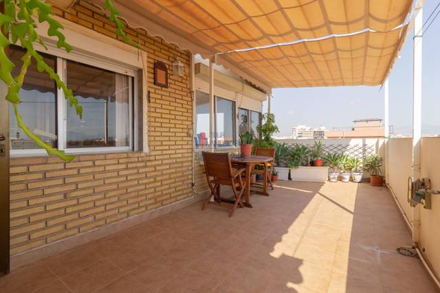 Ático en Venta en Calle DR SAPENA, 51 en Pla de Bon Repós