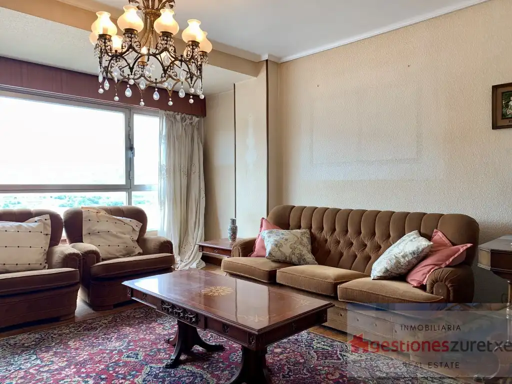 Living room of Flat for sale in Bilbao 