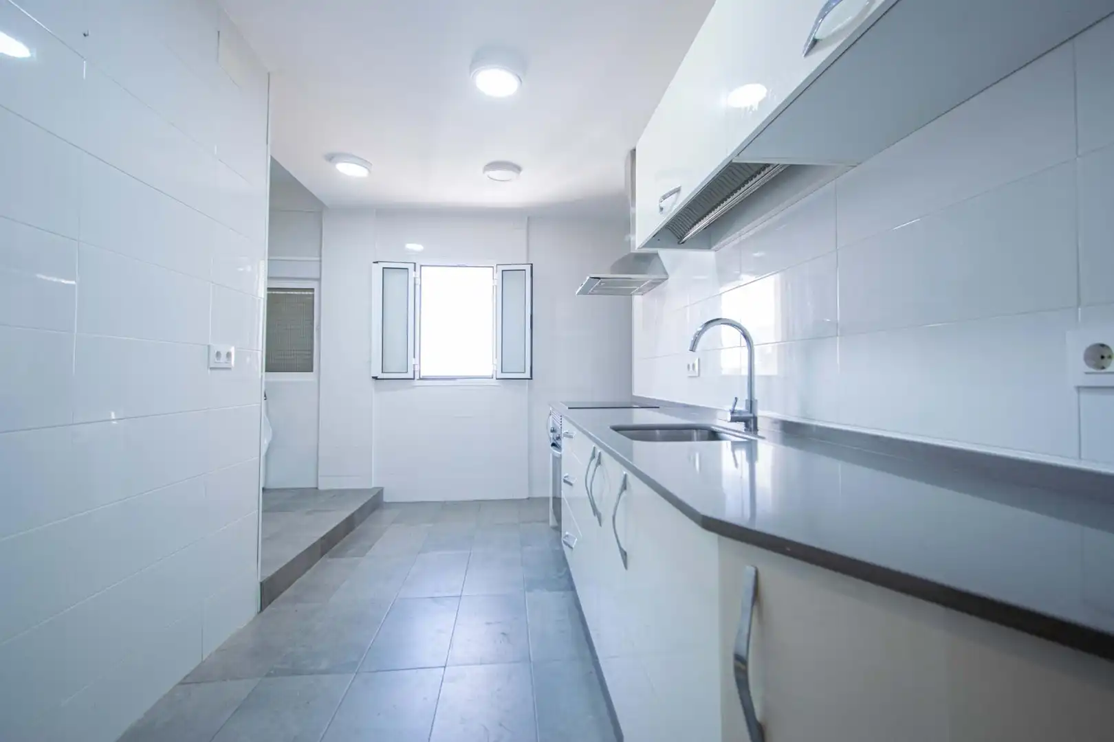 Cocina de Piso en venta en Sevilla con Terraza