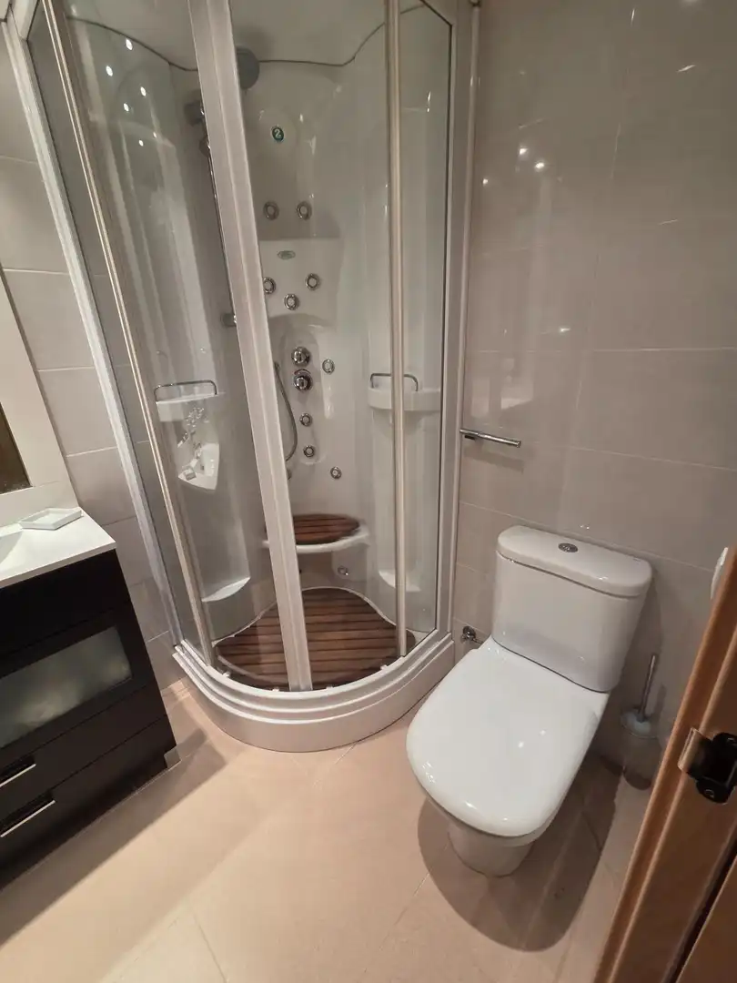 Baño de Ático en venta en Encamp con Calefacción, Parquet y Amueblado