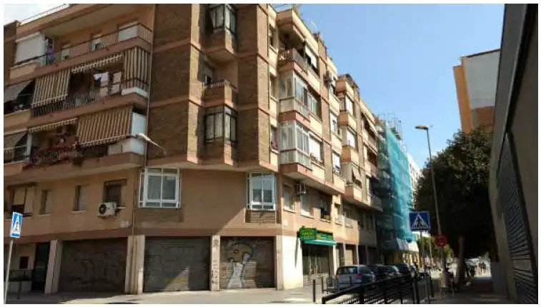 Außenansicht von Wohnung zum Verkauf in L'Hospitalet de Llobregat