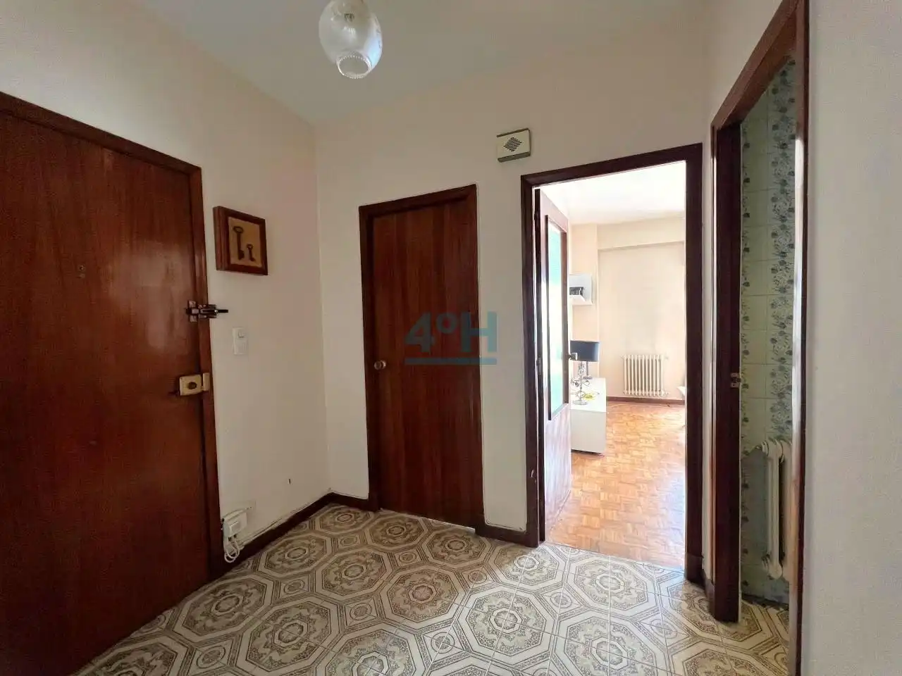 Piso en venta en Ourense Capital  con Calefacción y Balcón