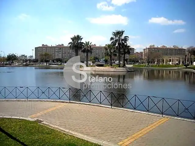 Vista exterior de Piso en venta en Málaga con Aire acondicionado, Calefacción y Terraza