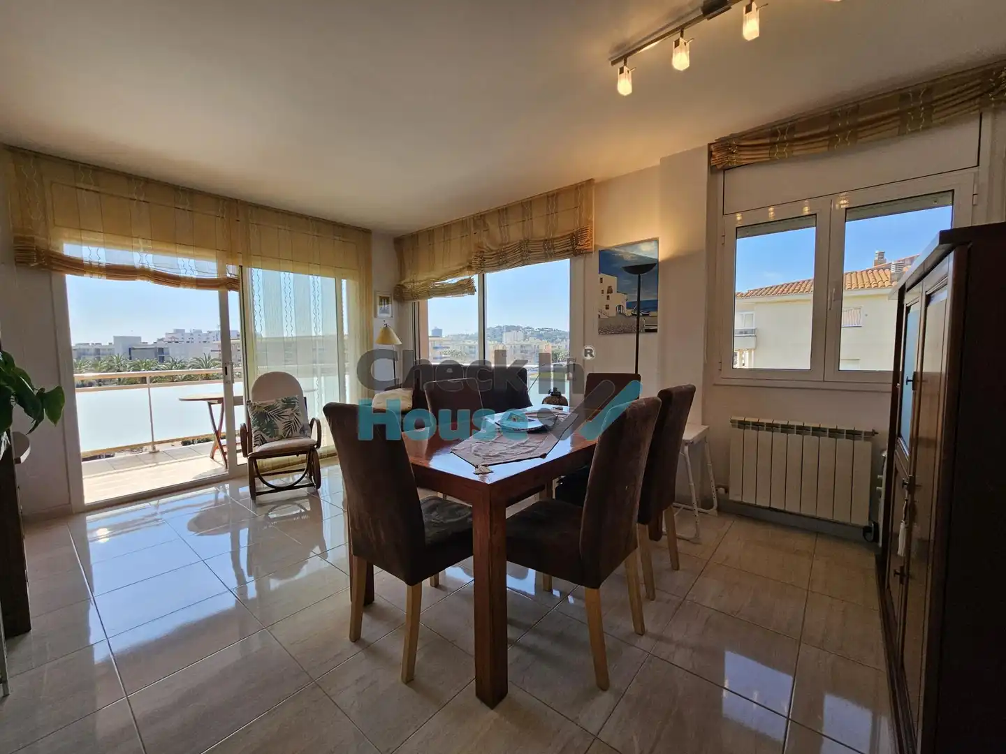 Esszimmer von Dachboden zum Verkauf in Calonge i Sant Antoni mit Klimaanlage, Heizung und Terrasse