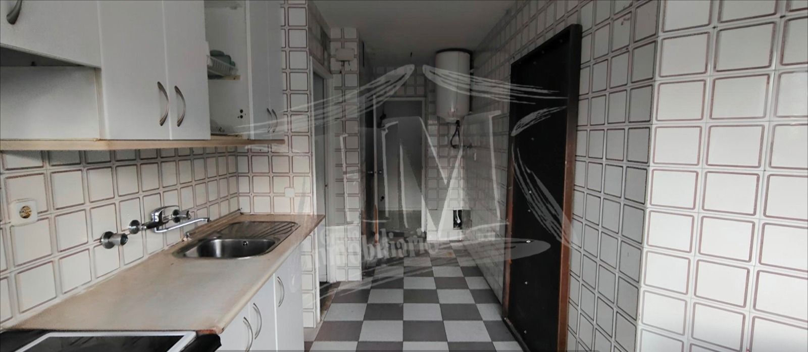 Cuina de Pis en venda en  Madrid Capital amb Terrassa i Alarma