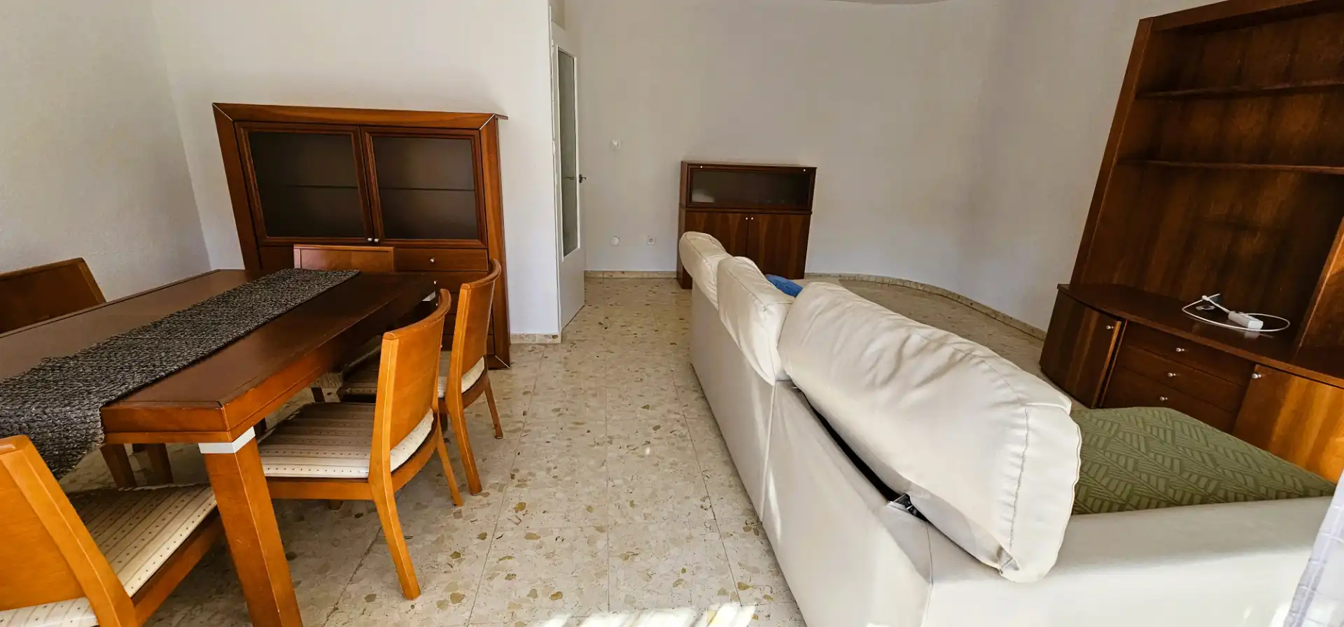 Sala d'estar de Pis en venda en Totana amb Moblat, Rentadora i Balcó
