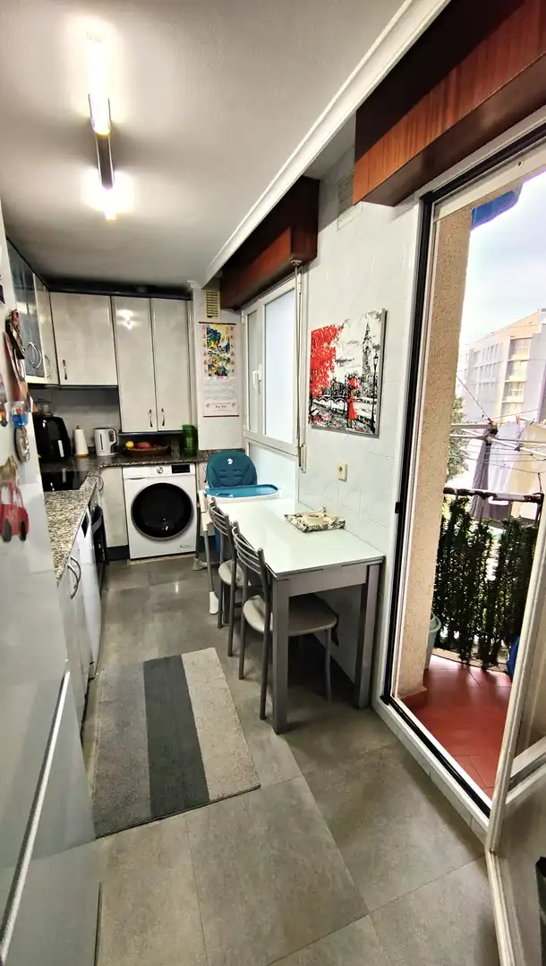 Cocina de Piso en venta en Santander con Calefacción, Parquet y Balcón