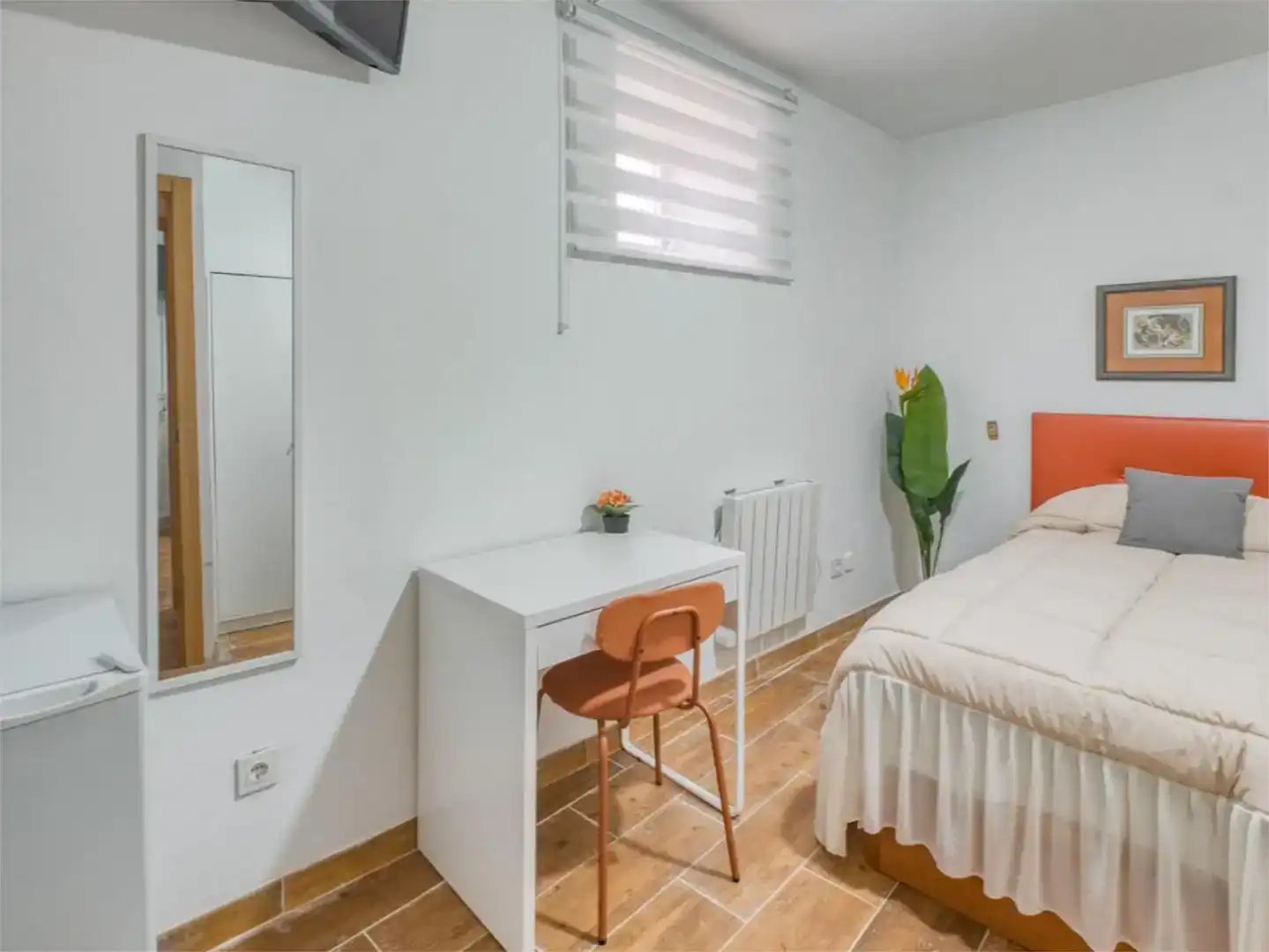 Bedroom of Study for rent in Estremera  with Air Conditioner, Furnished and Balcony